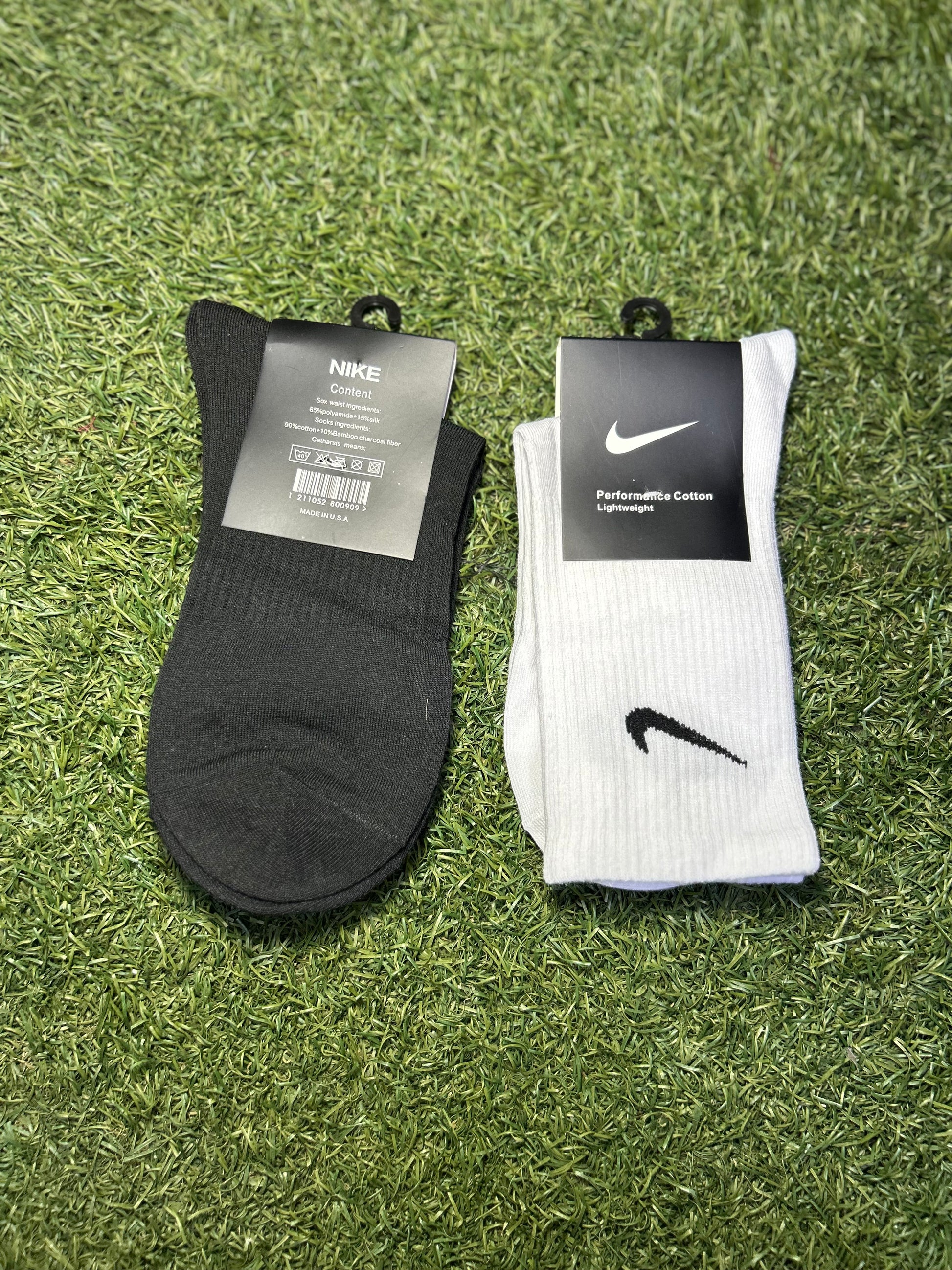 MID - LENGTH SOCKS