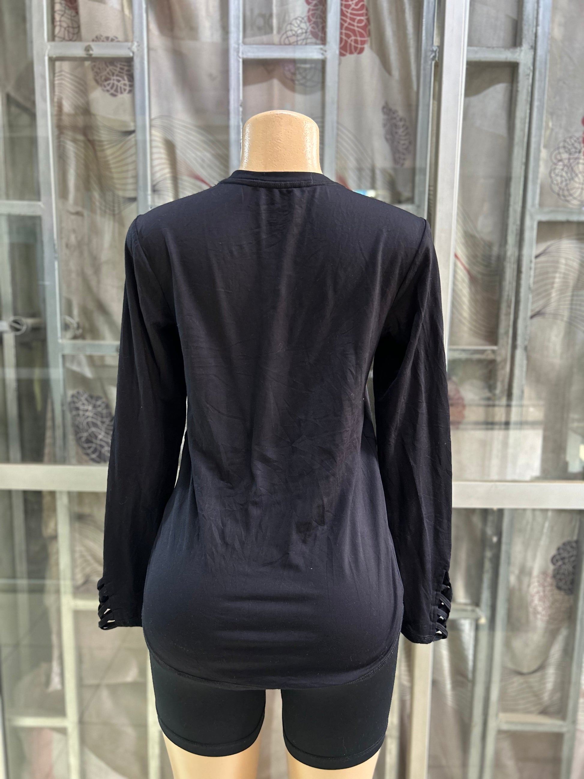 Quality Long sleeved top - Medium