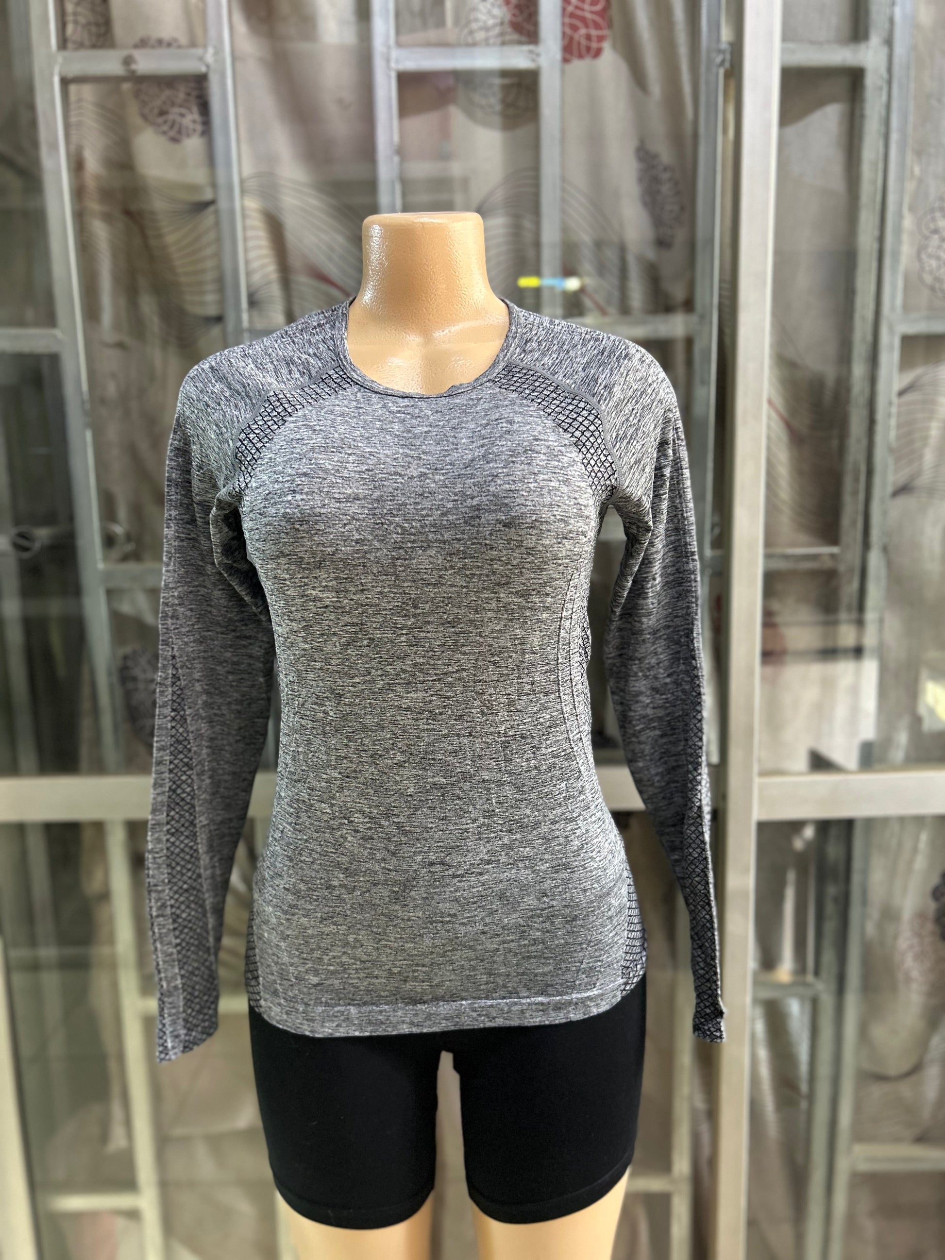 Quality Long sleeved top - Extra Small