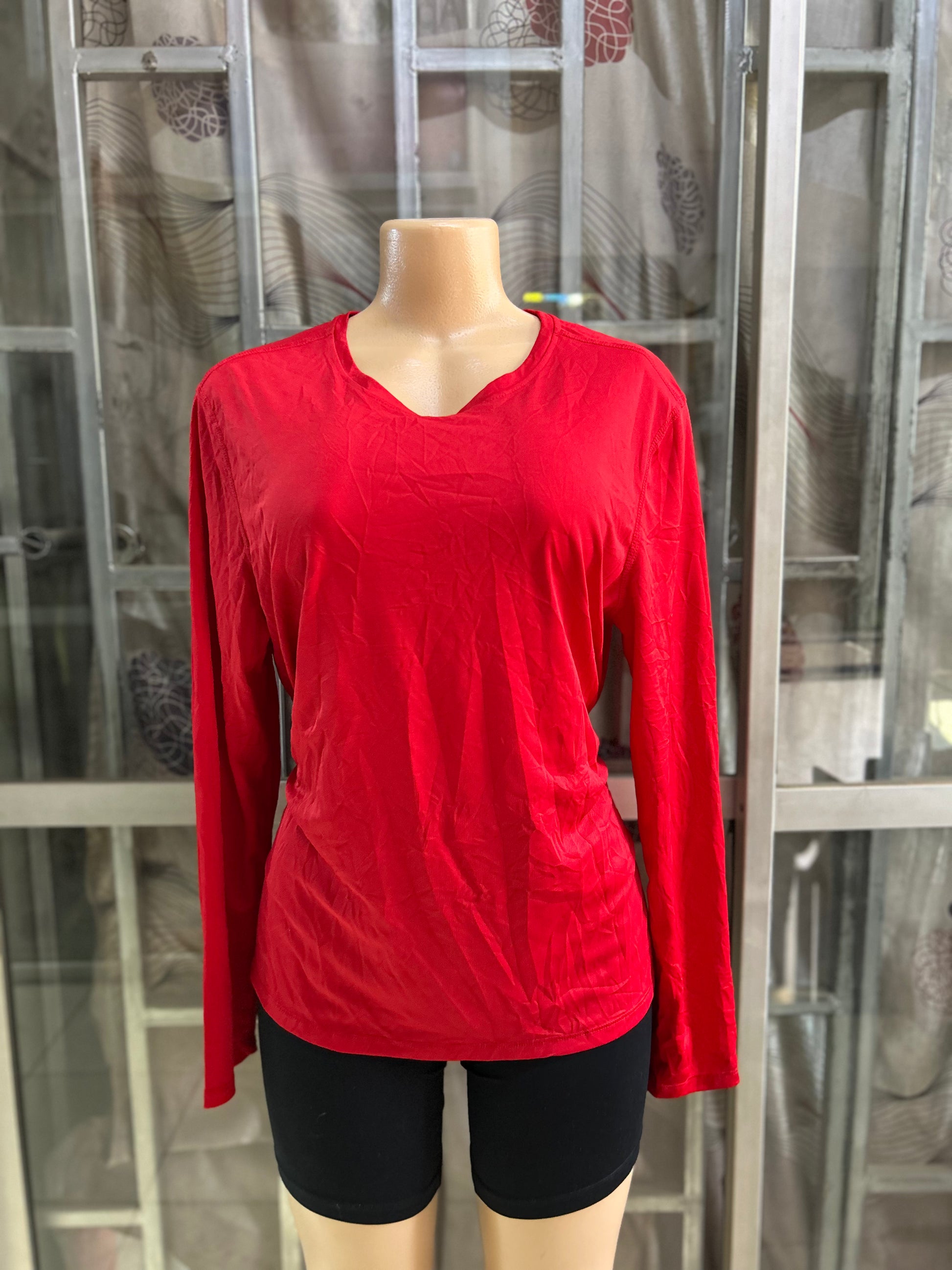 Quality Long sleeved top - Large