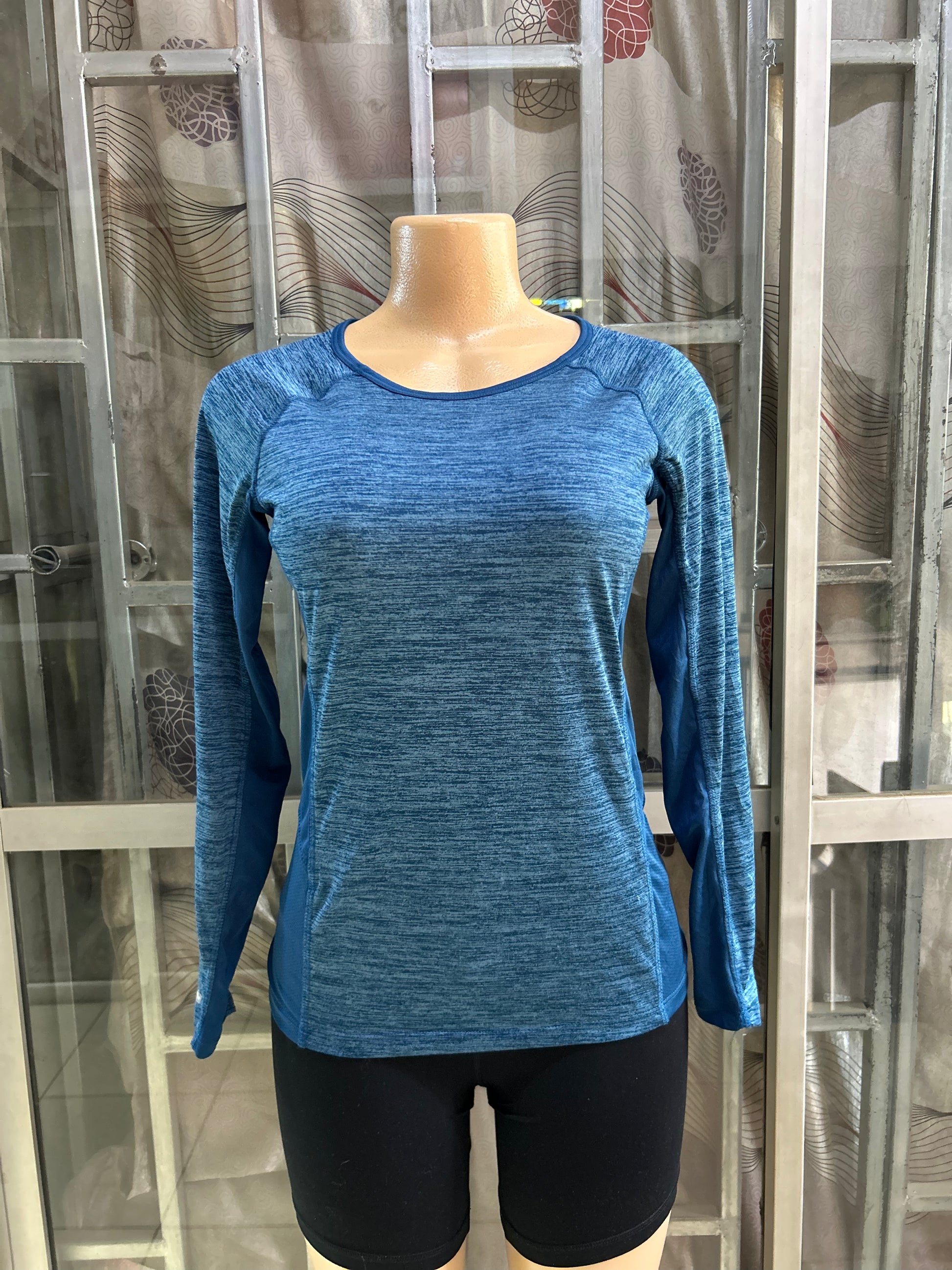 Quality Long sleeved top - SM
