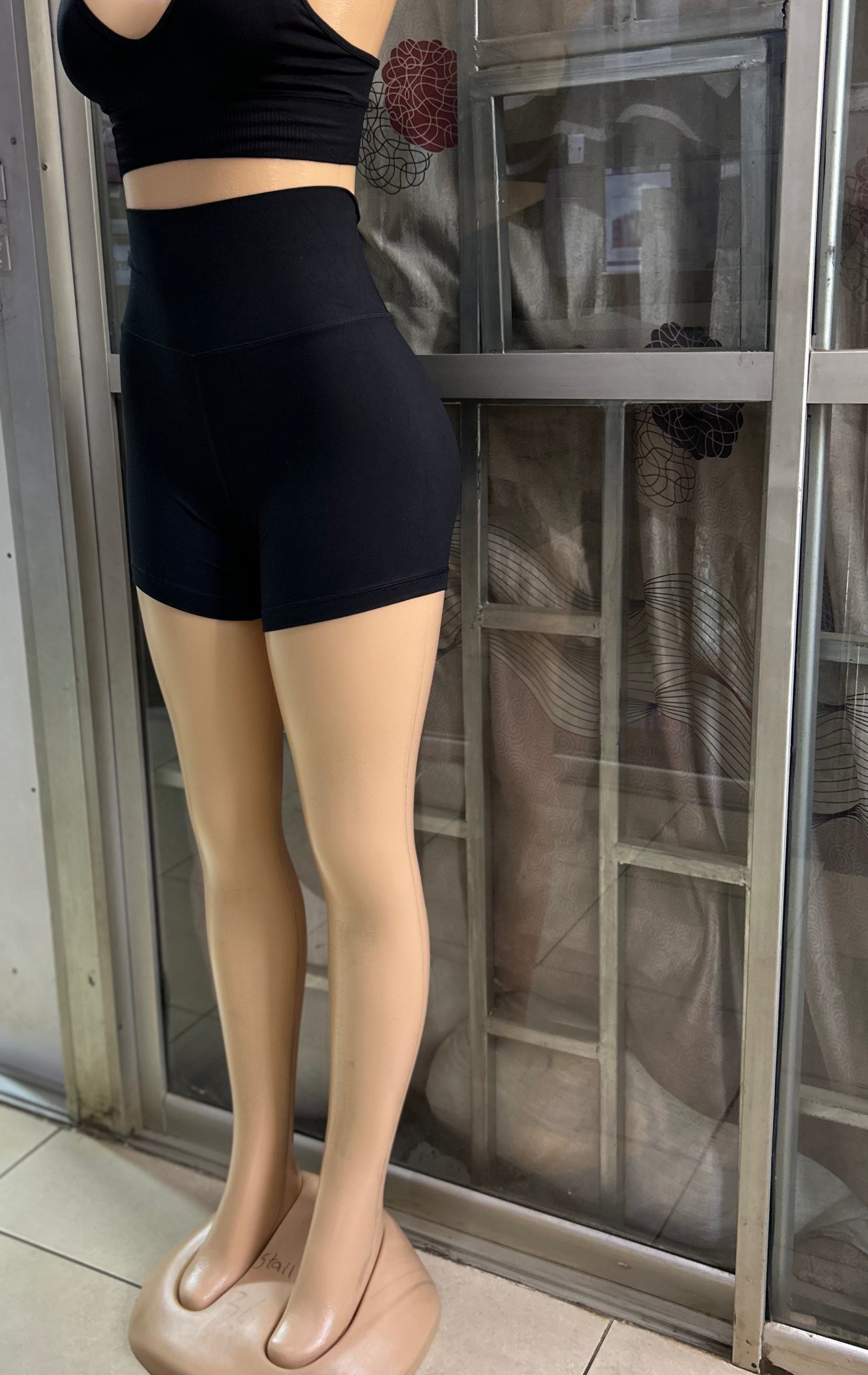 QUALITY SHORTS - Large