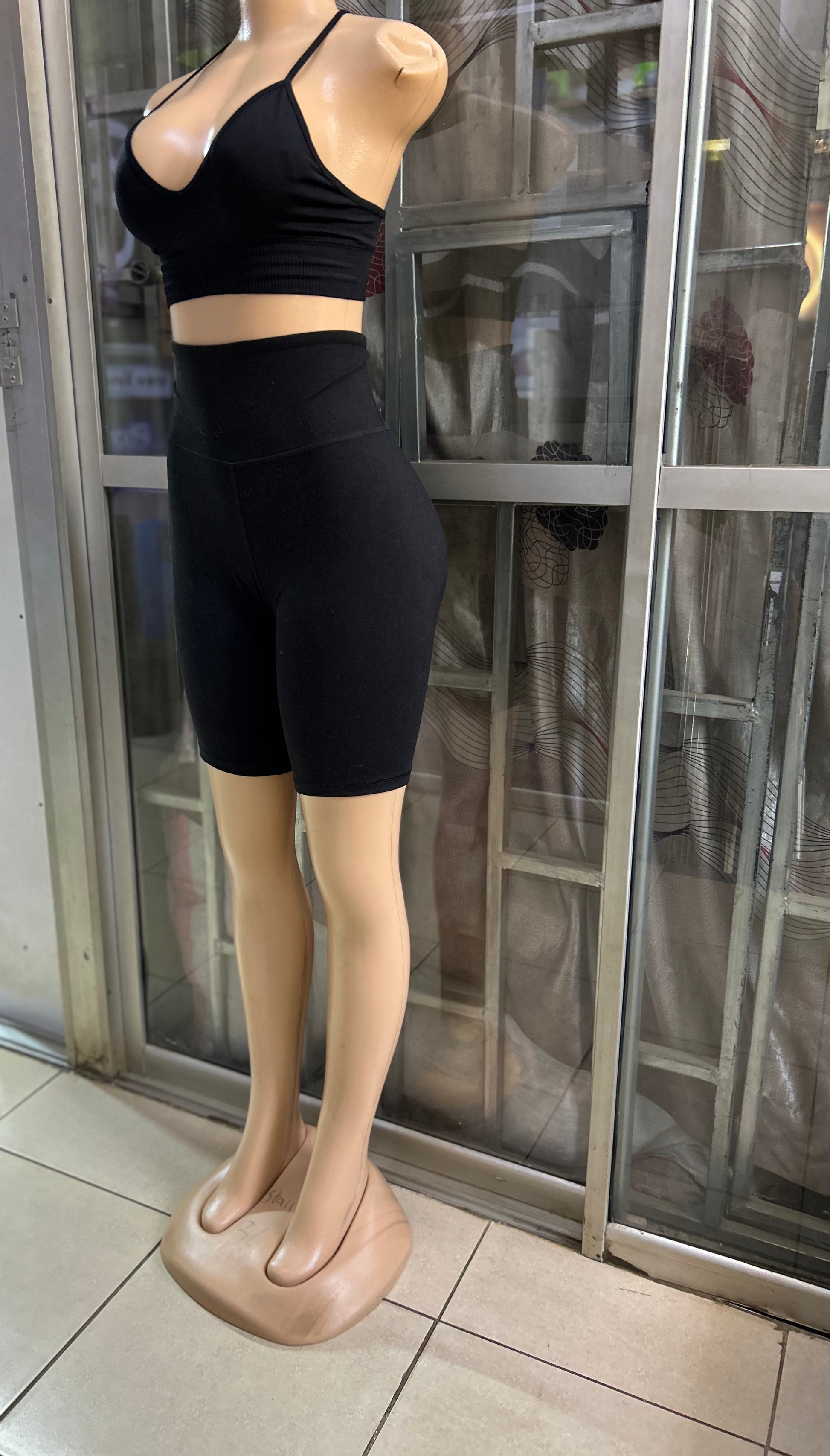 QUALITY SHORTS -Medium