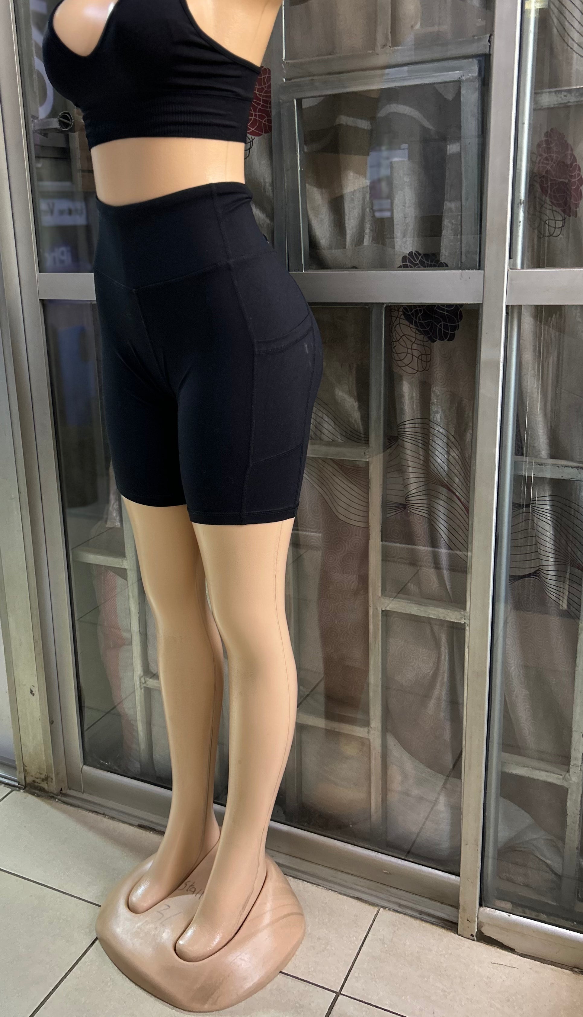 QUALITY SHORTS -Medium