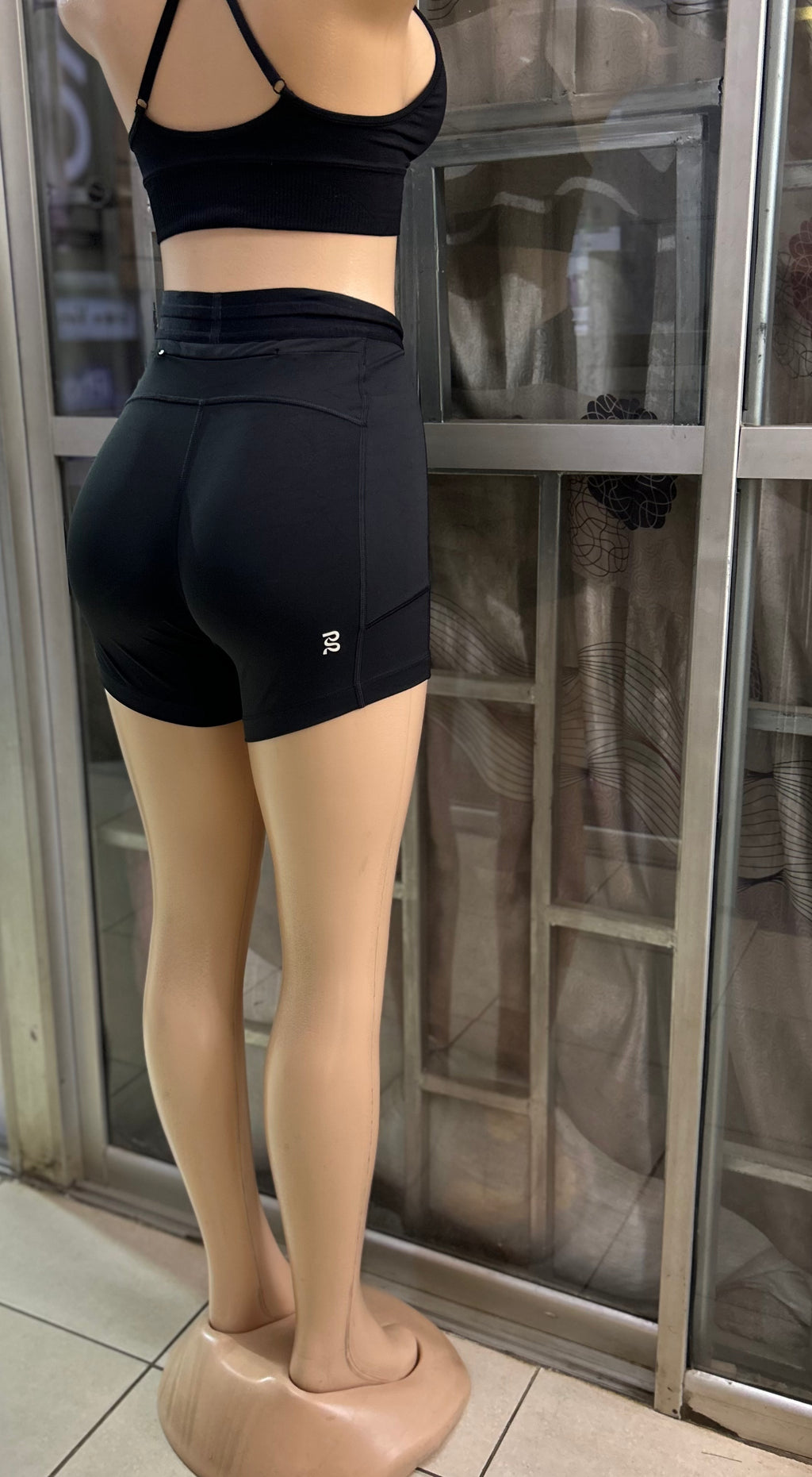 QUALITY SHORTS -Medium