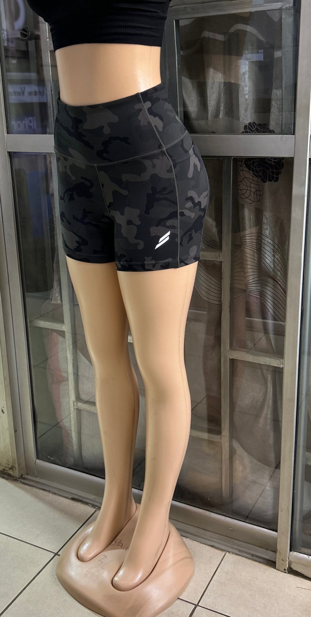 QUALITY  SHORTS - Extra Small