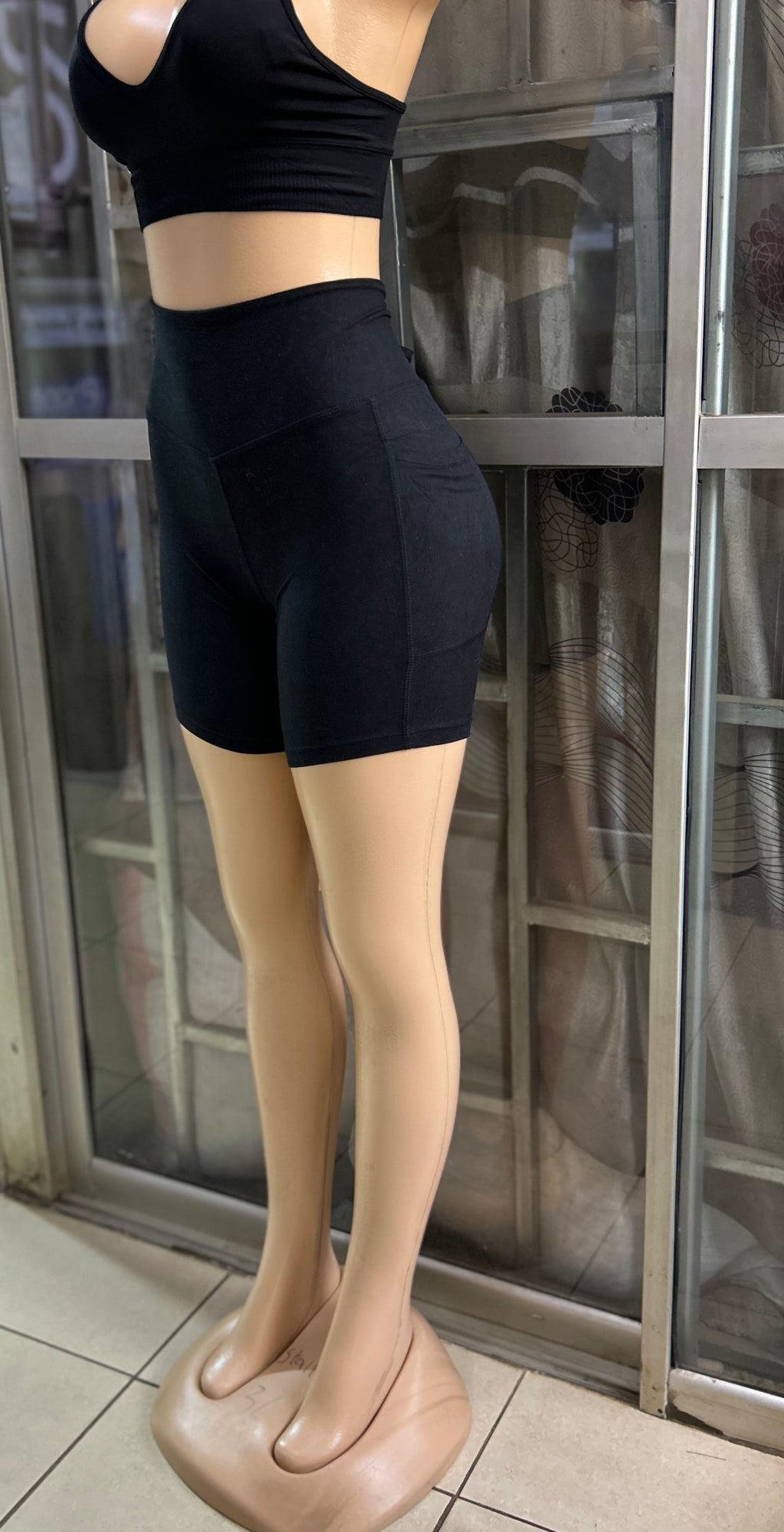 QUALITY  SHORTS - Extra Small