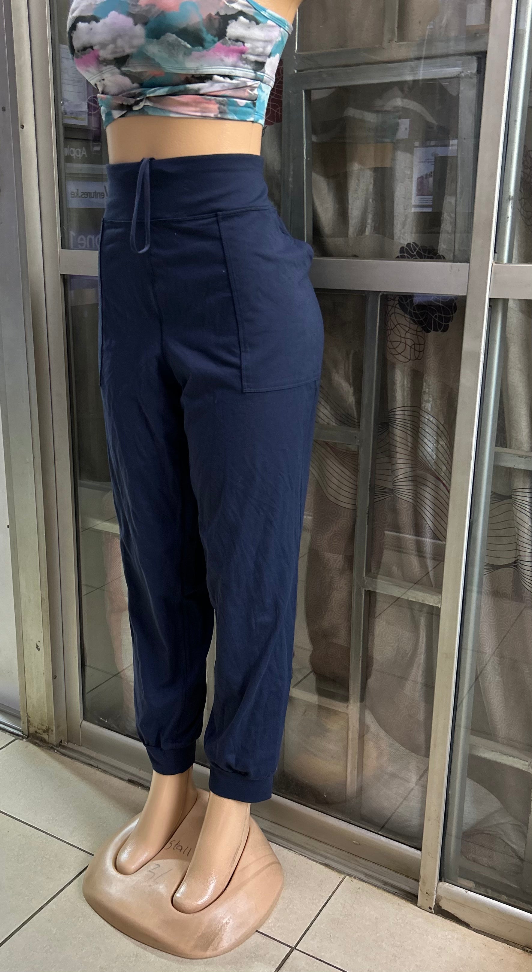 QUALITY JOGGER PANTS - LARGE