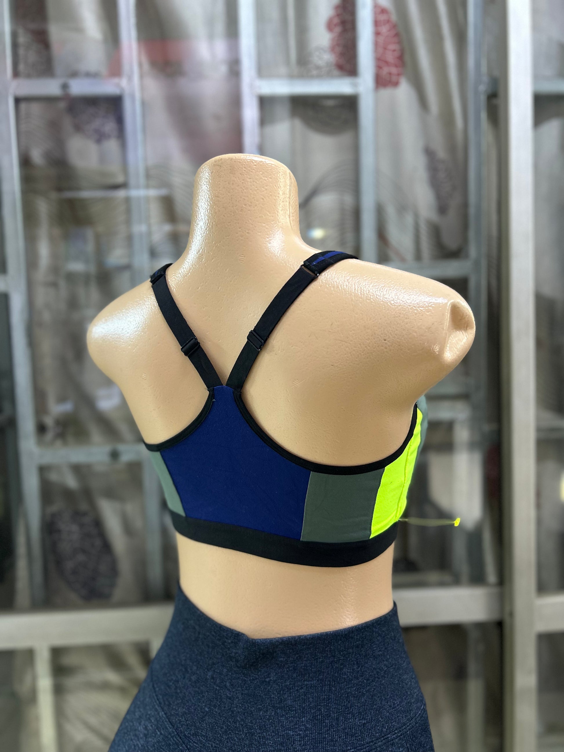 QUALITY SPORTS BRA - 32DD