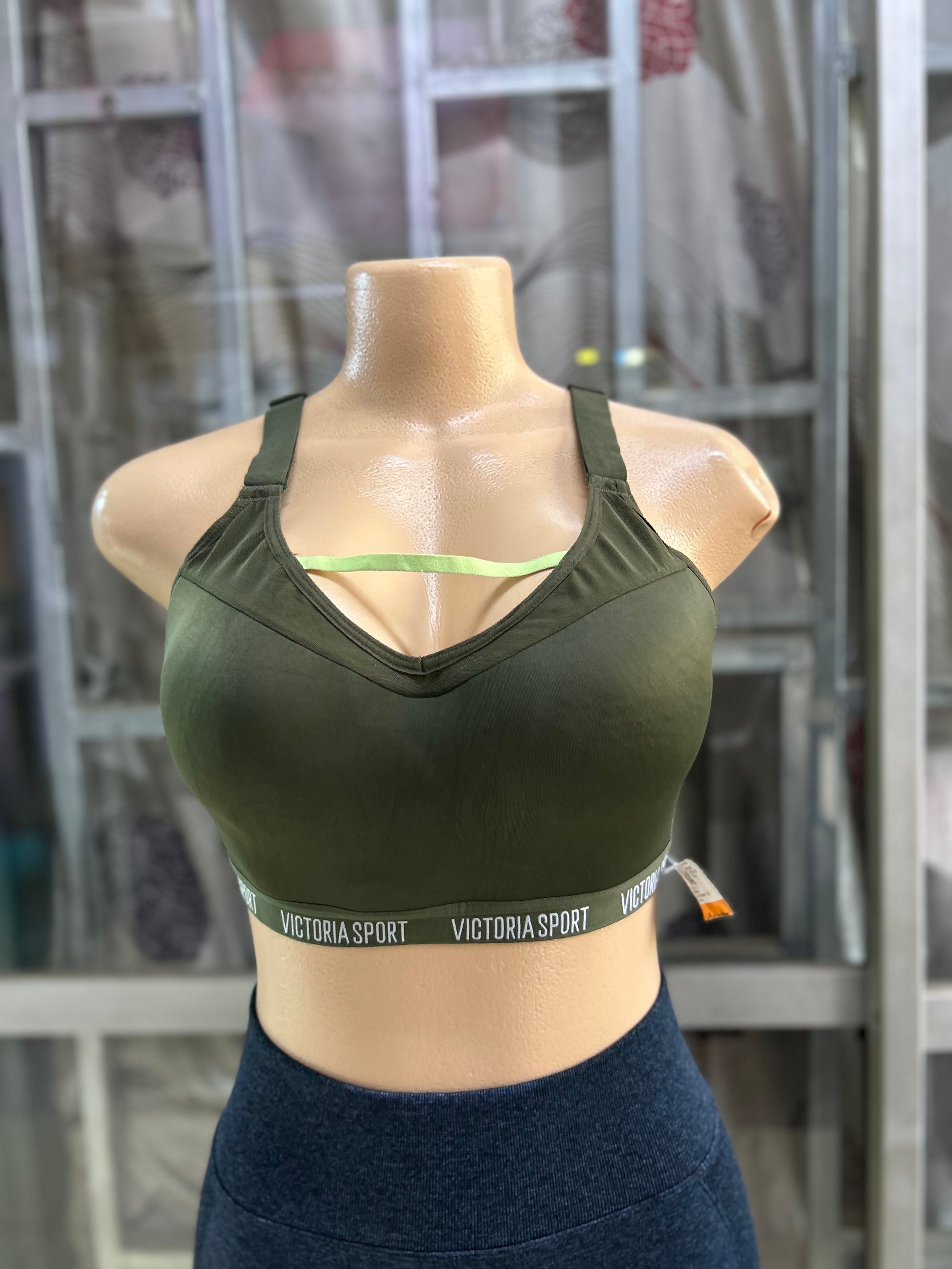 QUALITY SPORTS BRA -34DD