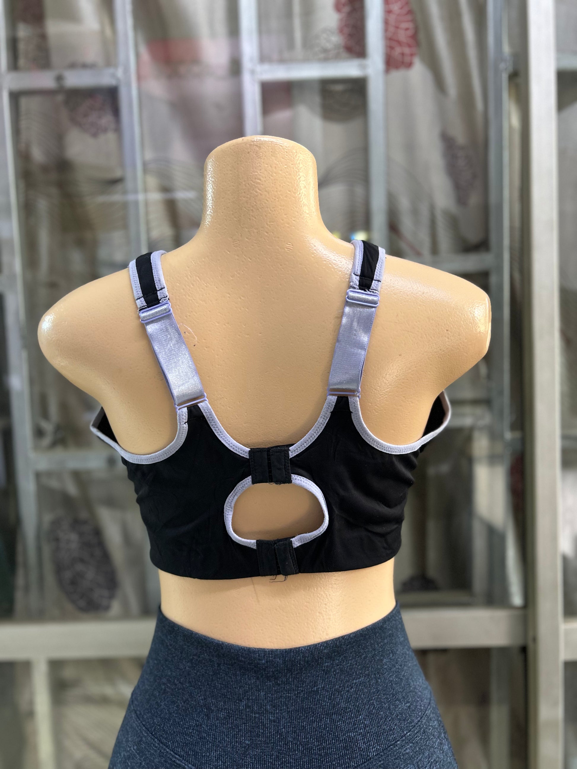 QUALITY SPORTS BRA - 38DD