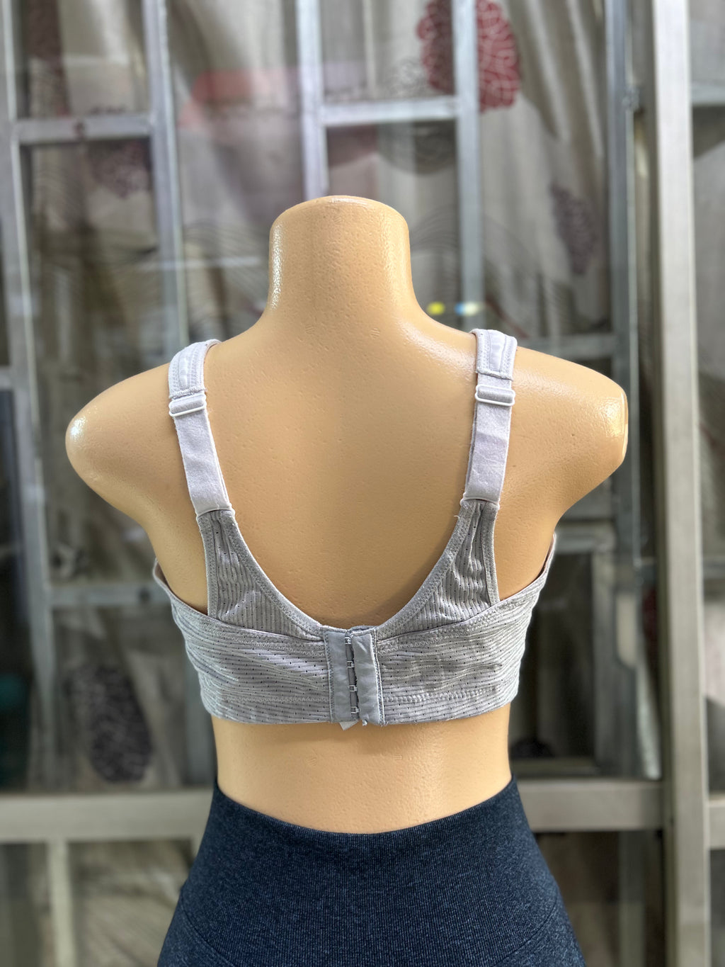 QUALITY SPORTS BRA -38DD