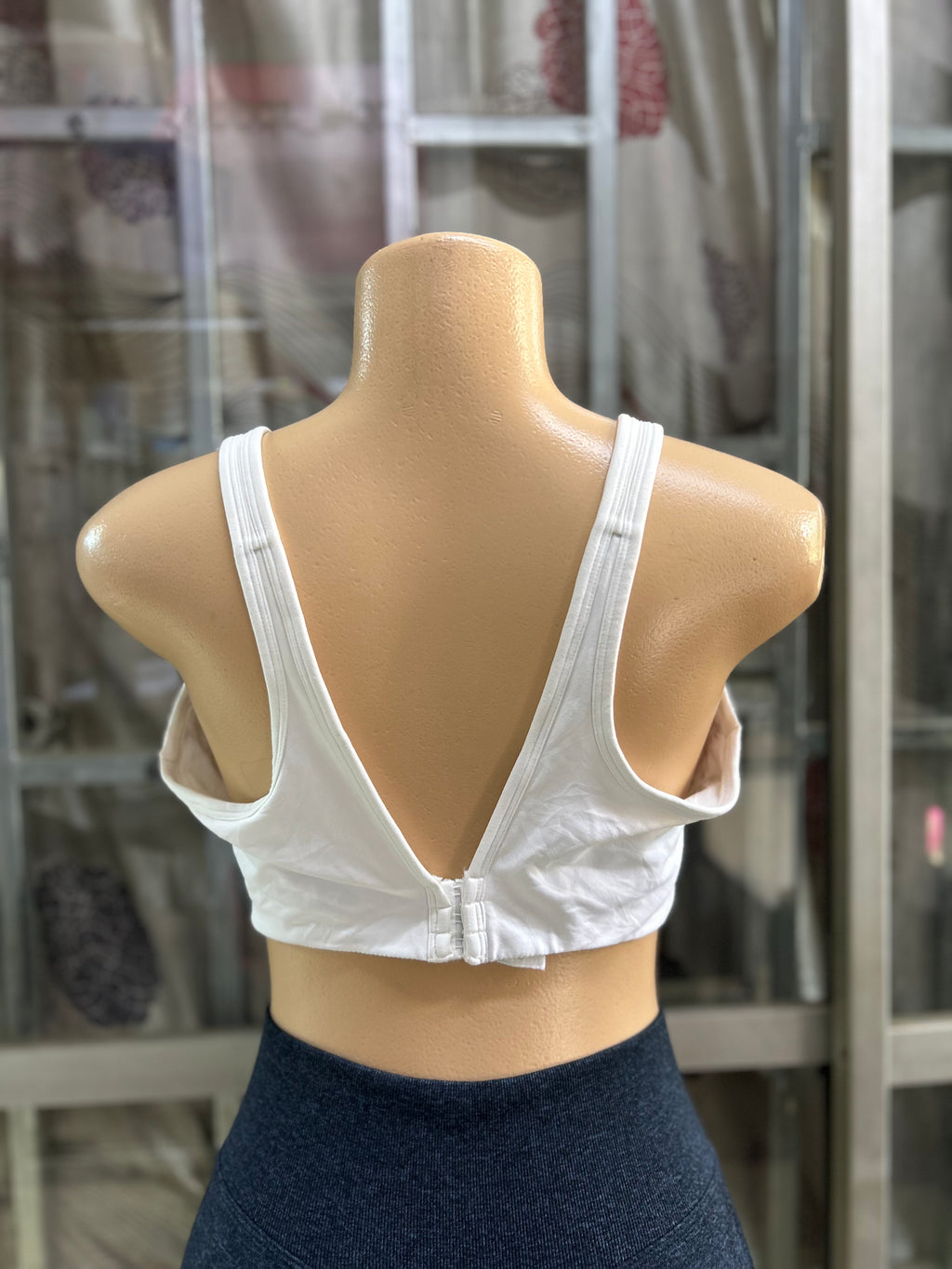 QUALITY SPORTS BRA -38DD/40D